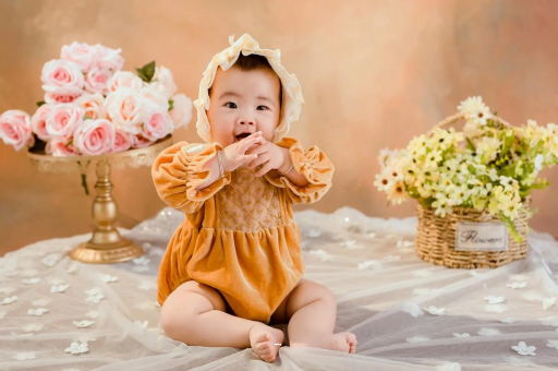 郯城宝宝睡觉爱笑 郯城宝宝睡觉爱笑